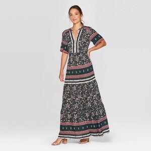 Knox Rose Dress Womens Medium Green Floral Maxi Short Sleeve V-Neck Smocked Boho